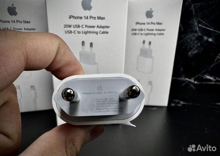 Зарядка на iPhone 20w