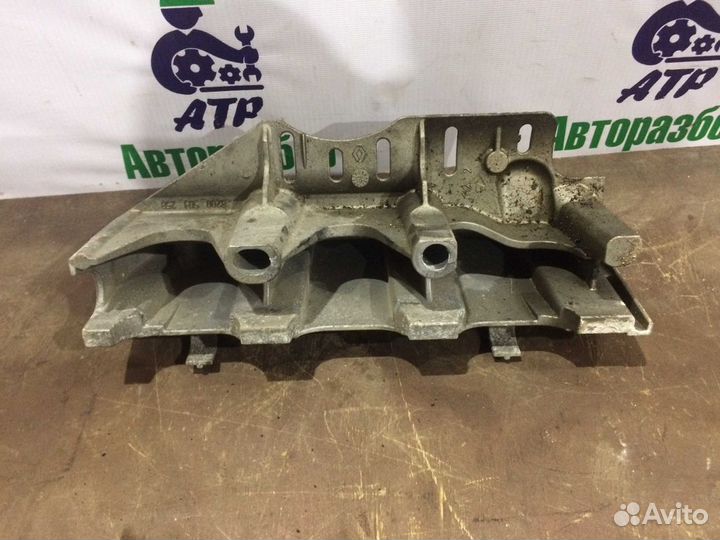 Кронштейн впускного коллектора ваз (LADA) Largus