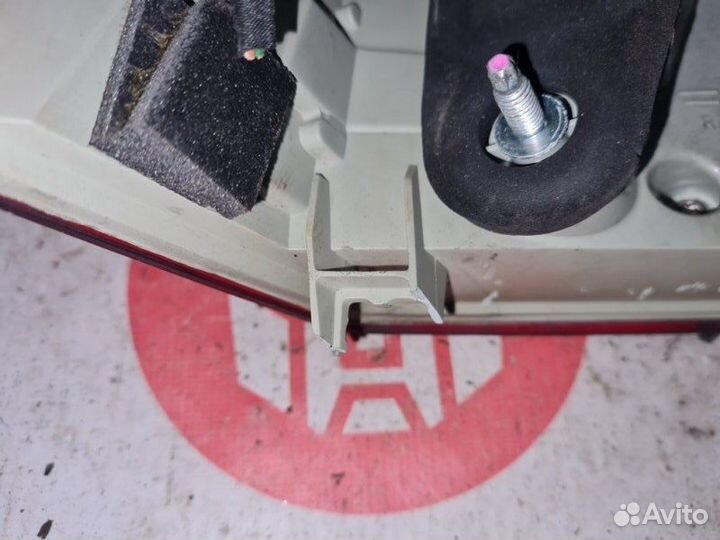 Фонарь задний правый Volvo V70 B5254T6 2009