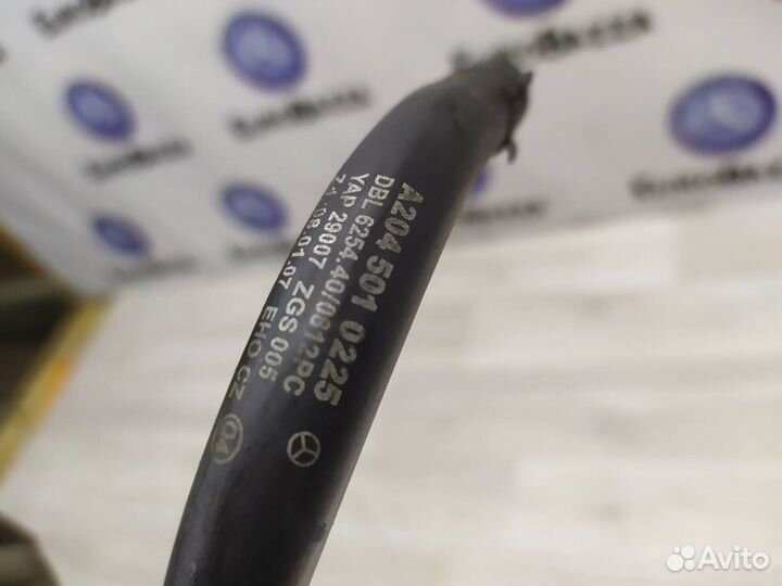 Обратка расширительного бачка Mercedes W204