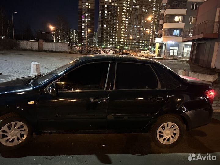 LADA Granta 1.6 МТ, 2012, 265 000 км