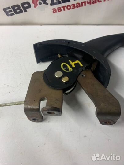 Рычаг стояночного тормоза Mitsubishi Lancer 9