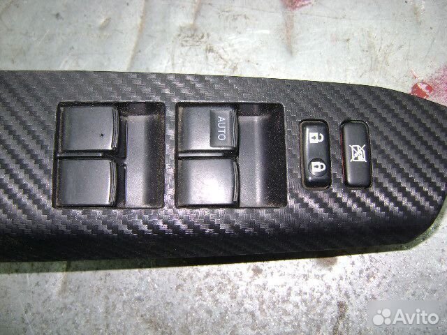 Блок кнопок стеклоподъемника Toyota Rav4 CA40