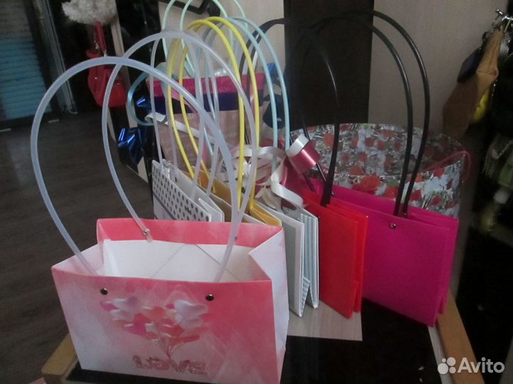 Упаковка для букетов цветов