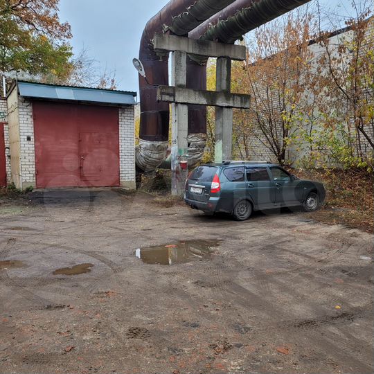 Гараж, > 30 м²