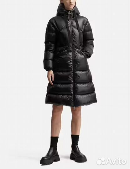 Пуховик женский Moncler 44/46