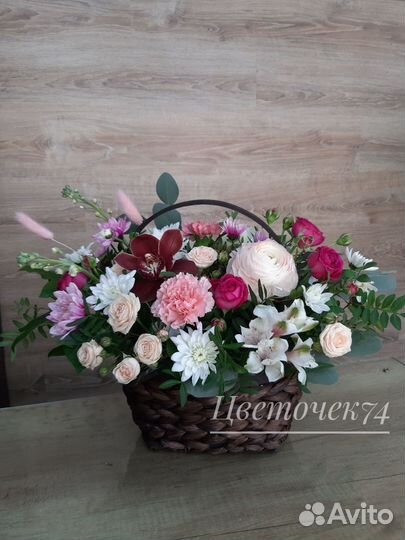 Флорист в ночь, Тополиная Аллея