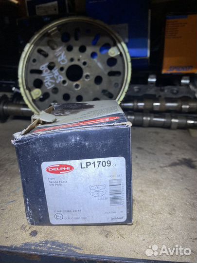 Передние колодки Volkswagen polo седан 9A4, 9A2