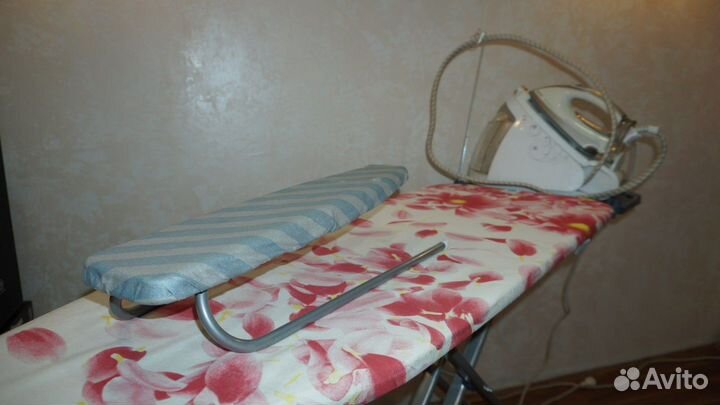 Парогенератор и гладильная доcка Philips