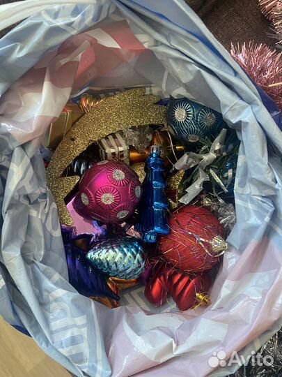 Пакет новогодних игрушек/плакатов