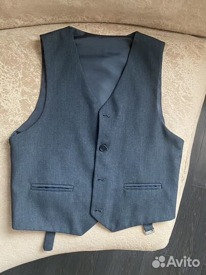 Жилетка для мальчика школьная 140