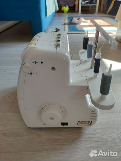 Оверлок AstraLux 822D