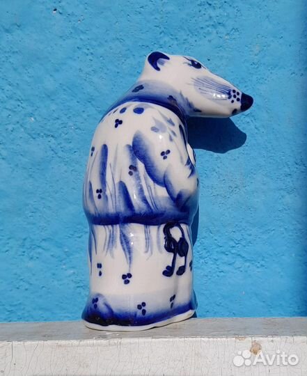 Фигурка гжель крыса-ключница