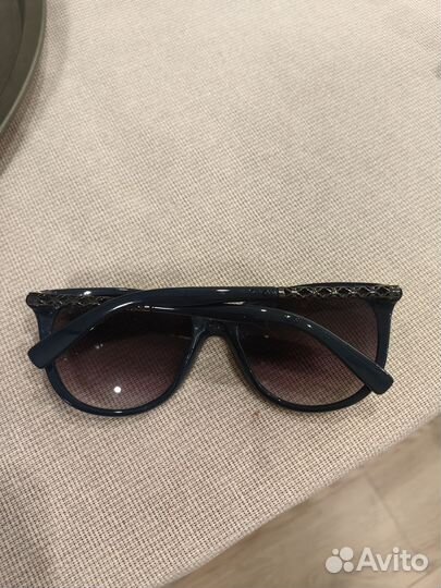 Солнечные очки темно синие