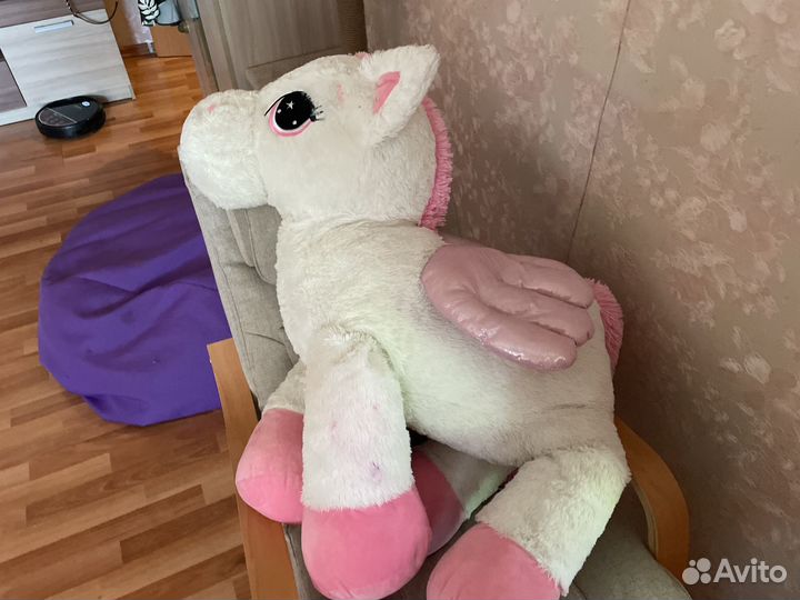 Игрушечный единорог