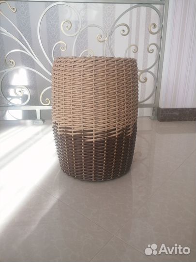 Кашпо из ротанга