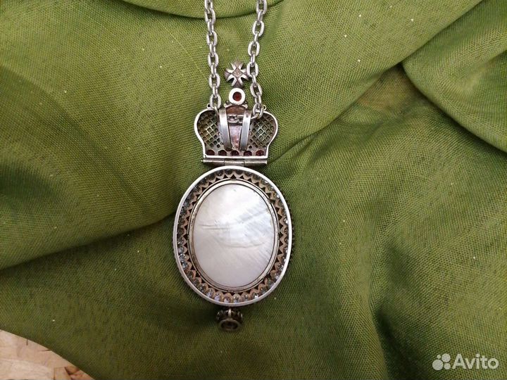 Панагия, роспись на перламутре, серебро 925