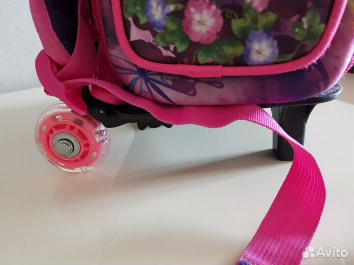 Продаю портфель, рюкзак, ранец