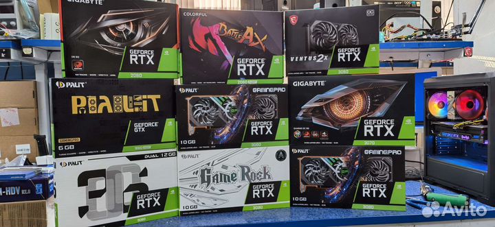 Коробки от новых видеокарт с документами