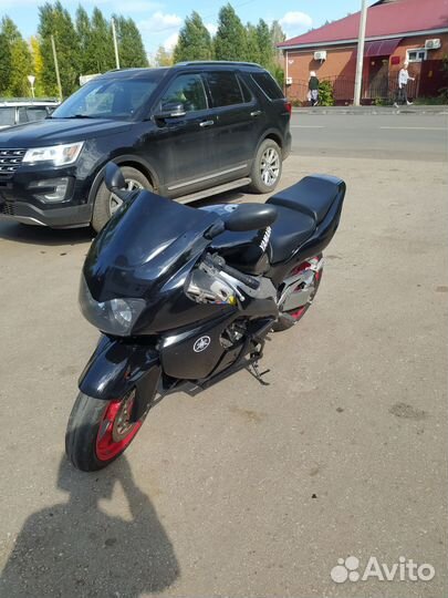 Yamaha yzf 1000r thunderace