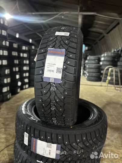 Pirelli Formula Ice 215/55 R17 98T