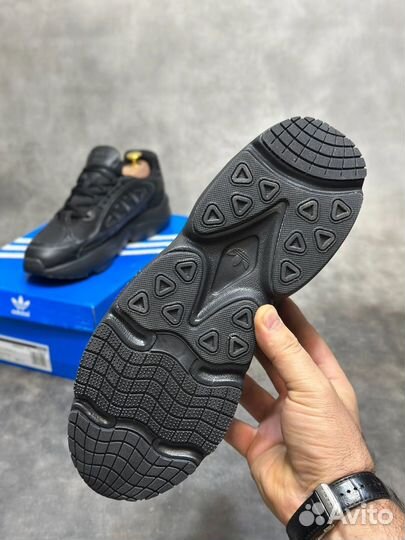 Кроссовки Adidas