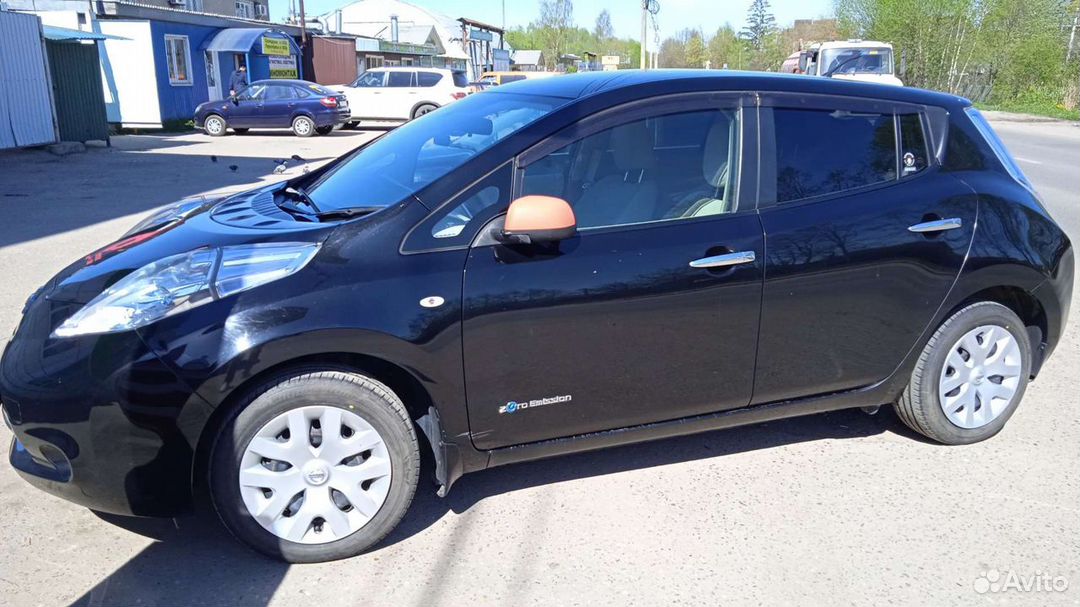 Nissan Leaf AT, 2012, 132 222 км