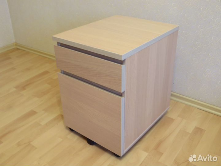 Тумба на колесах Мальм Икея дубовый шпон