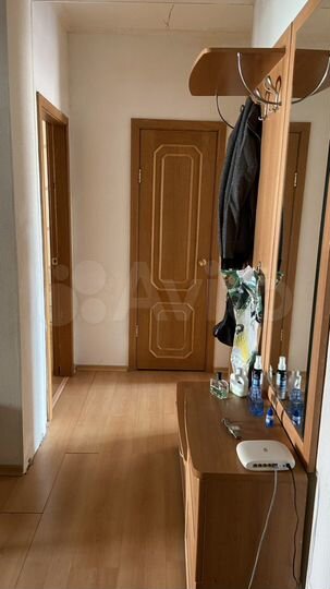 2-к. квартира, 76 м², 4/10 эт.