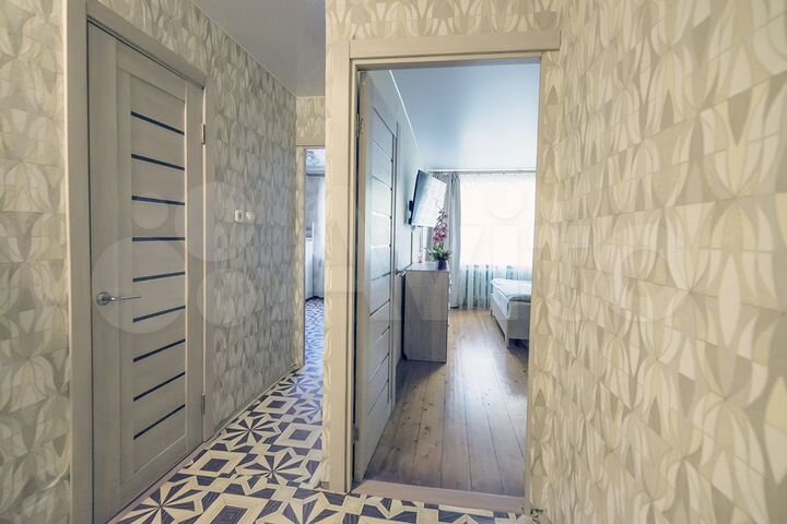 1-к. квартира, 40 м², 1/5 эт.