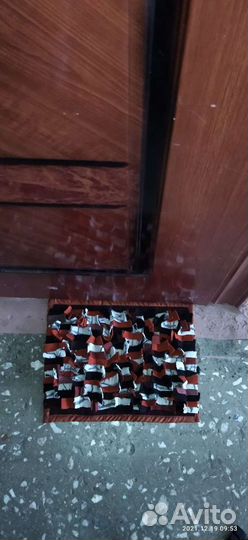 Коврик ручной работы