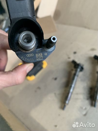 Форсунка Audi Q7 Touareg 3.0 TDi casa