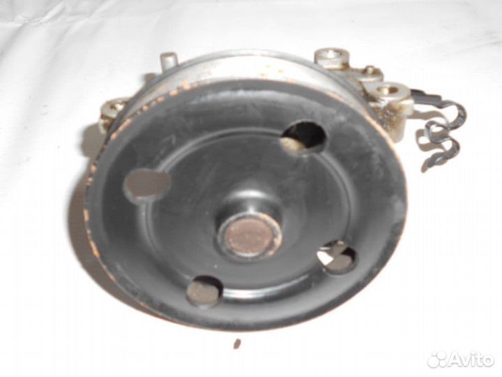 Насос гидроусилителя Mazda 6 (GG) (2002–2007)