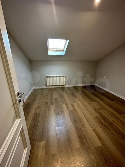 2-к. квартира, 183 м², 9/10 эт.