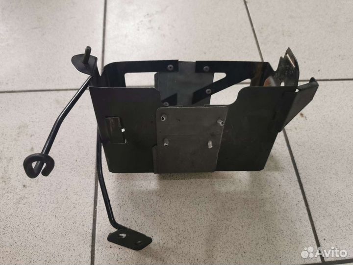 Корпус аккумулятора brp mxz renegade 1000 h o