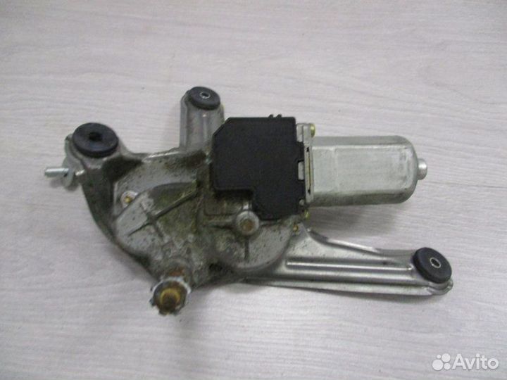 Моторчик дворников задний Toyota Avensis 1.6 2004