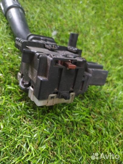 Подрулевой переключатель света Toyota Ipsum ACM21