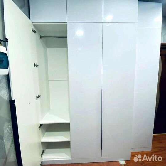 Шкаф распашной на заказ