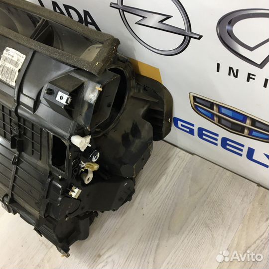 Корпус печки отопителя Renault sandero