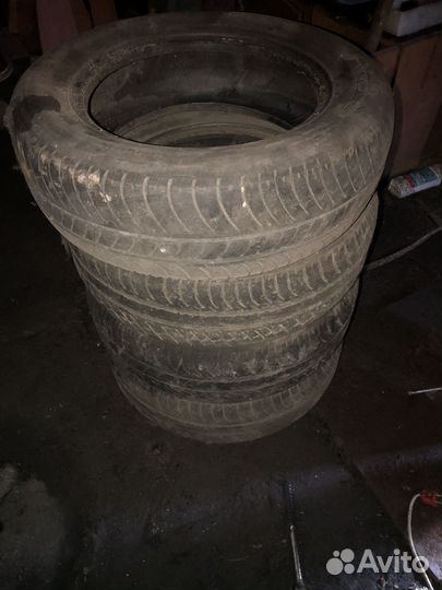 Michelin Agilis 65 R15