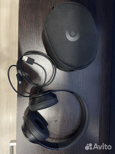 Беспроводные наушники Beats solo 3 Wireless Black
