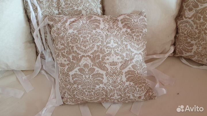 Бортики в детскую кроватку