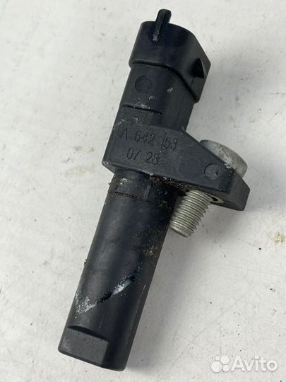 Датчик положения коленвала Mercedes-Benz S-Class