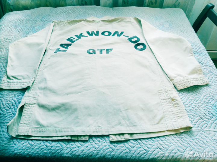 Костюм для taekwon-DO, каратэ на мал. 8 - 10 лет