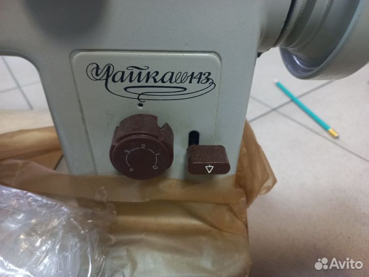 Швейная машина Чайка 143