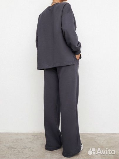 Костюм серый