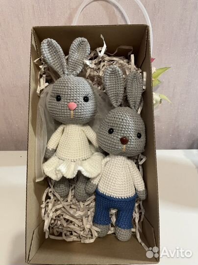 Жених и невеста зайчики