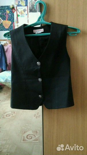 Продам школьную форму на девочку