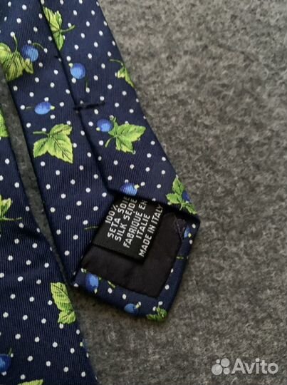 Yves Saint Laurent галстук