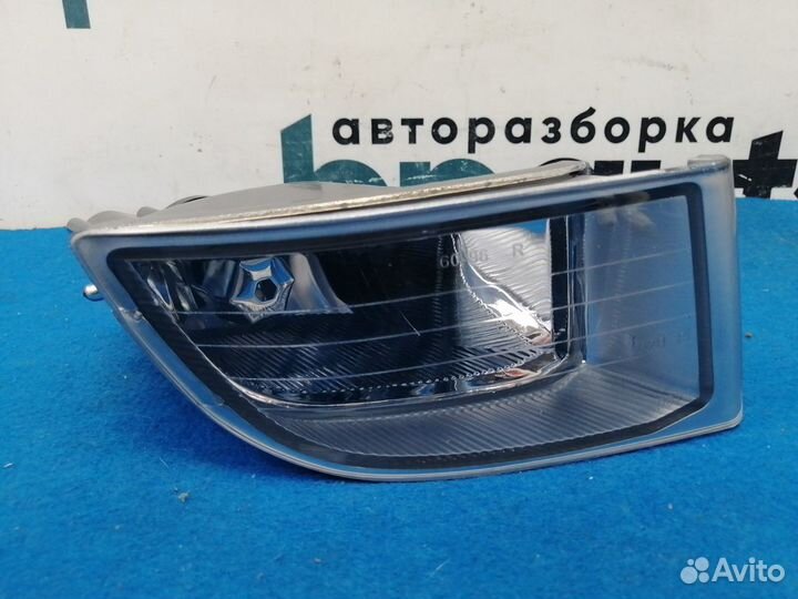 Птф правая 81211-60151 Toyota Land Cruiser Prado